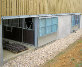 Sliding doors for agricultural, equestrian and farm buildings.